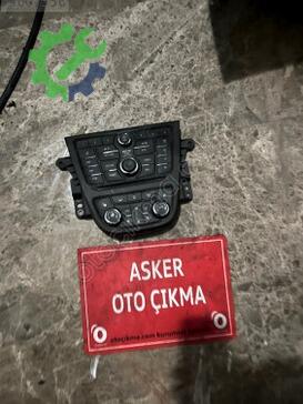 Opel Mokka Teyp çıkma parça