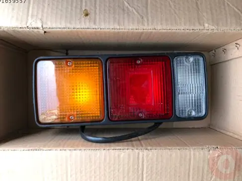Mitsubishi Canter Stop Lambası çıkma parça