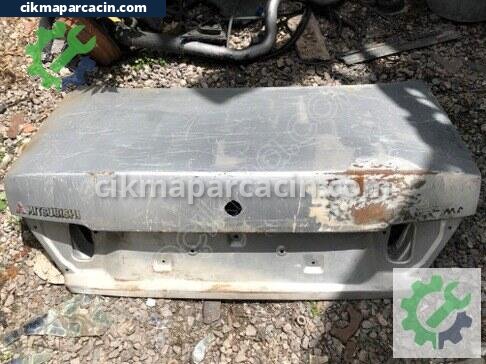 Mitsubishi Carisma Bagaj Kapağı çıkma parça