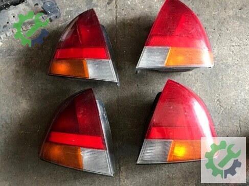 Mitsubishi Carisma Stop Lambası çıkma parça