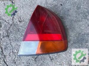 Mitsubishi Carisma Heşbek Stop Lambası Sağ Dış