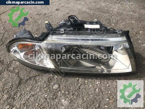 Mitsubishi Carisma Sağ Ön Far çıkma parça