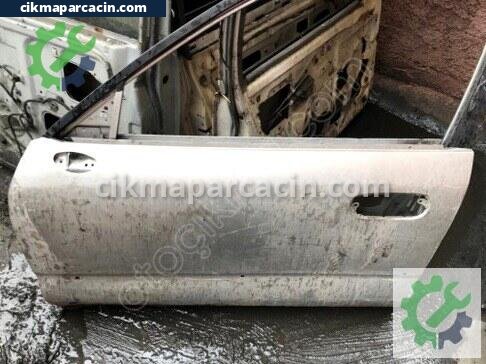 Mitsubishi Carisma Sol Ön Kapı çıkma parça