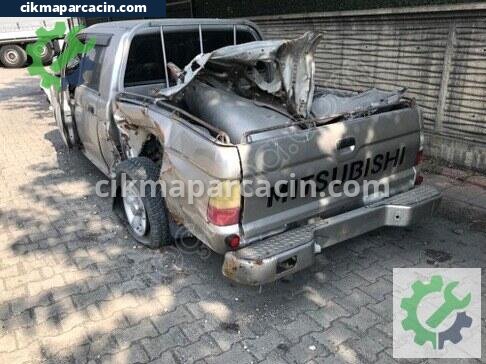 Mitsubishi L200 Arka Tampon çıkma parça