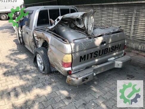 Mitsubishi L200 Arka Tampon çıkma parça
