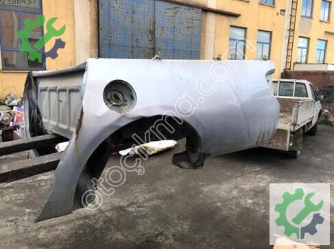 Mitsubishi L200 Sol Arka Çamurluk çıkma parça