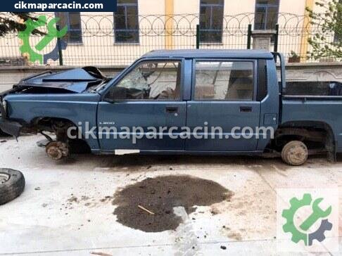 Mitsubishi L200 Sol Arka Kapı çıkma parça