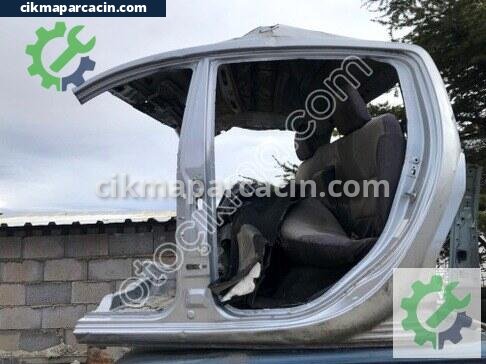 Mitsubishi L200 Sol Konsol çıkma parça