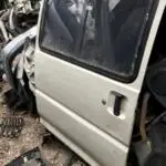 Mıtsubıshı L300 orta kapı sağ