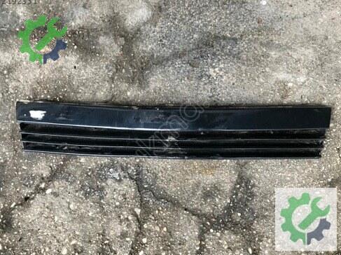 Mitsubishi Lancer Ön Panjur çıkma parça