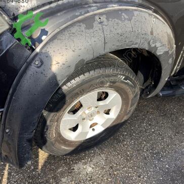 Nissan Navara Ara Mil çıkma parça