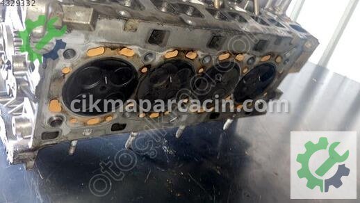 Nissan Navara Silindir Kapağı 110415059R çıkma parça