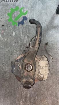 Nissan Navara Sağ Taşıyıcı 40015-4KJ0A çıkma parça