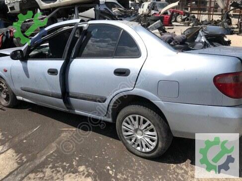 Nissan Almera çıkma parça
