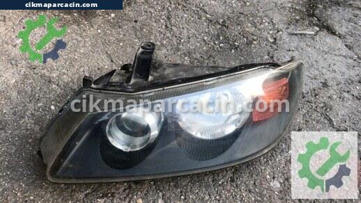 Nissan Almera Sol Ön Far çıkma parça