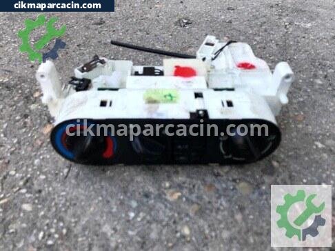 Nissan Almera Klima Kontrol Paneli çıkma parça