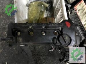 Nissan Almera külbütör kapağı