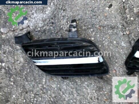 Nissan Almera Ön Panjur çıkma parça