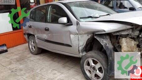 Nissan Almera MP3 Çalar çıkma parça