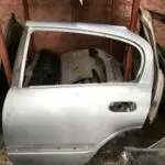 Nissan Almera sol arka kapı HB