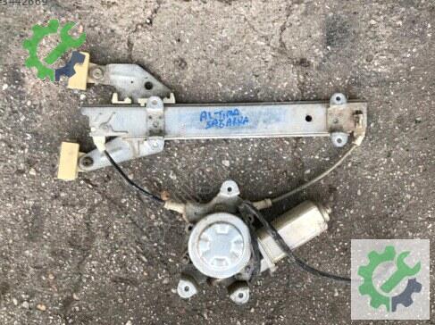 Nissan Altima Sağ Arka Cam Krikosu çıkma parça