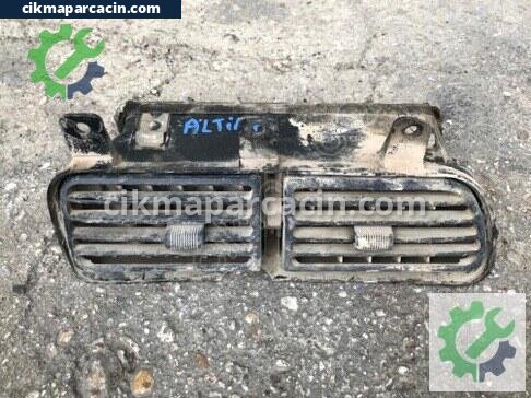 Nissan Altima Kalorifer Izgarası çıkma parça