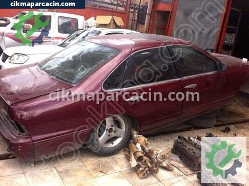 Nissan Altima Sağ Ön Kapı çıkma parça