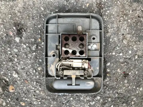 Nissan Altima Tavan Lambası çıkma parça