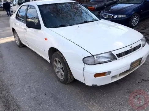 Nissan Bluebird Tabla çıkma parça