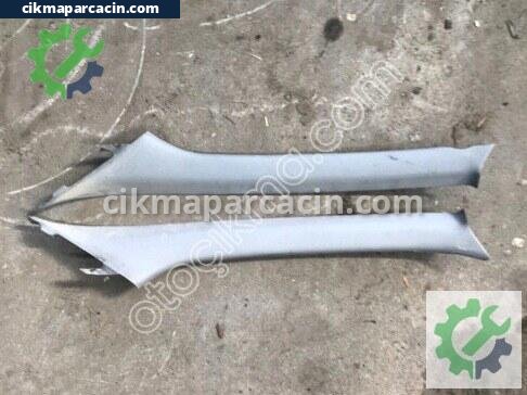 Nissan Bluebird Arka Direk Kaplaması çıkma parça