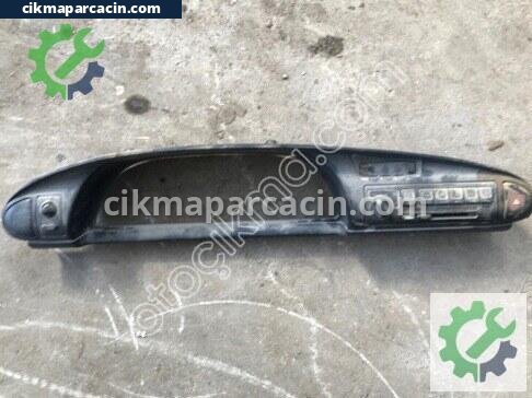 Nissan Bluebird Gösterge Çerçevesi çıkma parça