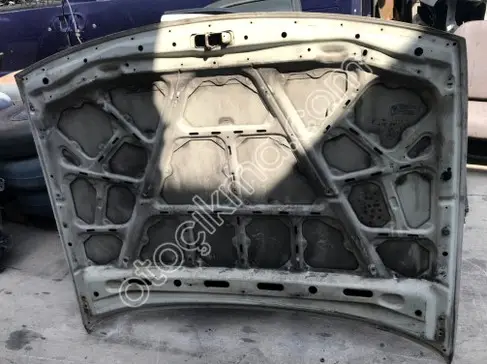 Nissan Bluebird Ön Kaput çıkma parça
