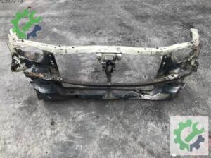 Nissan Bluebird ön panel