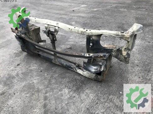 Nissan Bluebird Ön Panel çıkma parça