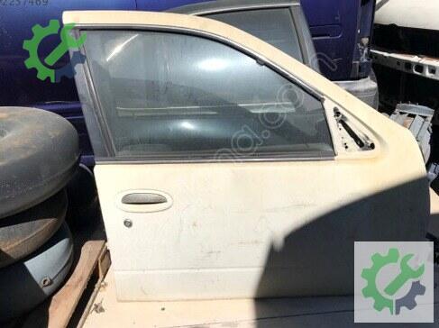 Nissan Bluebird Sağ Ön Kapı çıkma parça
