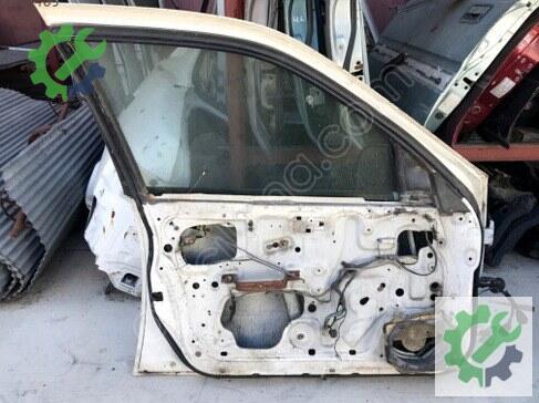 Nissan Bluebird Sol Ön Kapı 1993-1996 çıkma parça