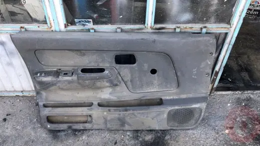 Nissan Country Kapı Döşemesi çıkma parça