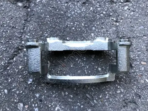 Nissan Country Kaliper çıkma parça