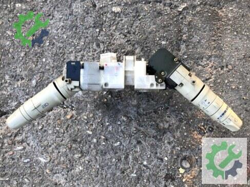 Nissan Micra Sinyal Kolu 2003-2011 çıkma parça