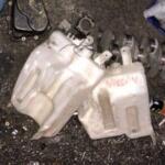 Nissan Micra K12 cam su bidonu