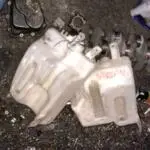 Nissan Micra K12 cam su bidonu