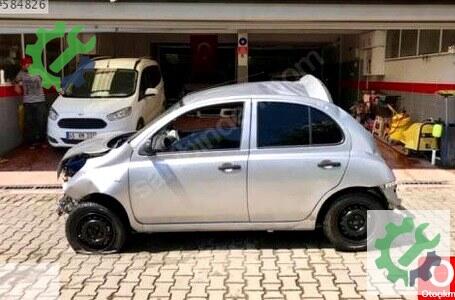 Nissan Micra MP3 Çalar çıkma parça