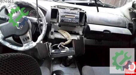 Nissan Navara Ara Mil çıkma parça