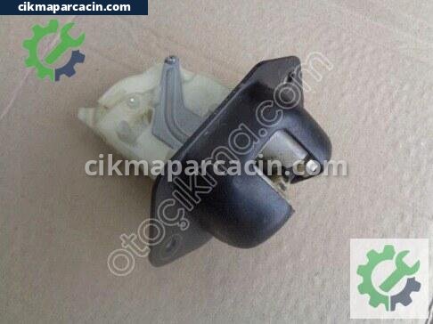 Nissan Note Bagaj Kilidi çıkma parça