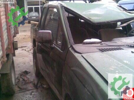 Nissan Pick-up Kabin çıkma parça