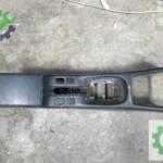 Nissan Primera Orta Konsol Kol dayama 1997-1999