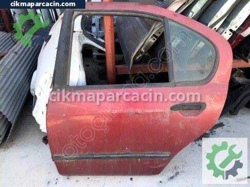 Nissan Primera Sol Arka Kapı çıkma parça