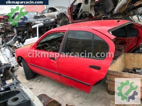 Nissan Primera Sol Ön Kapı çıkma parça