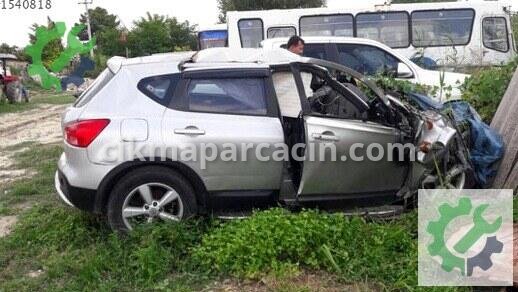 Nissan Qashqai Bagaj Kapağı çıkma parça