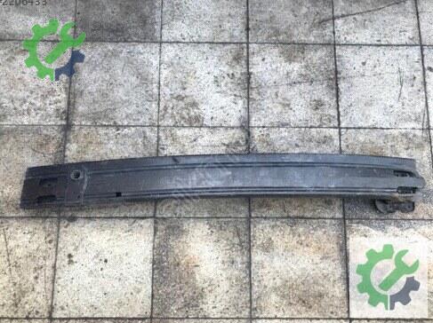 Nissan Qashqai Ön Tampon Demiri çıkma parça